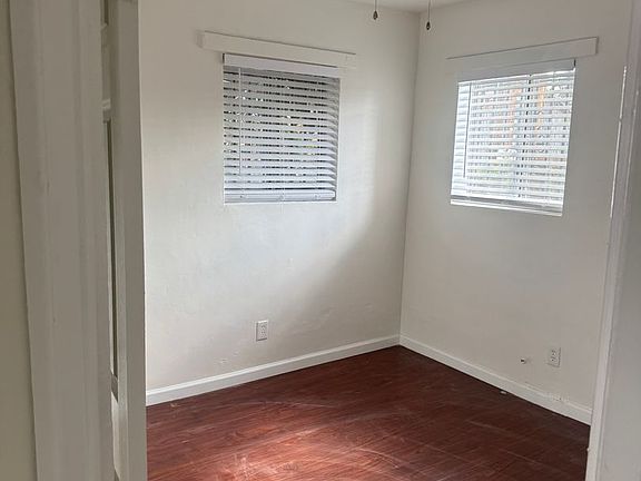 5th image of 636 3/4 S Bonnie Beach Pl #0