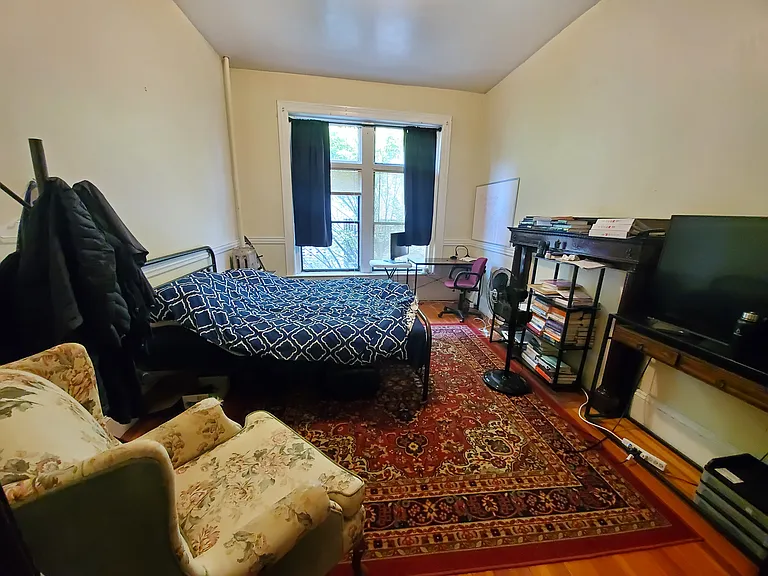 219 Harvard St #7 — Photo 6
