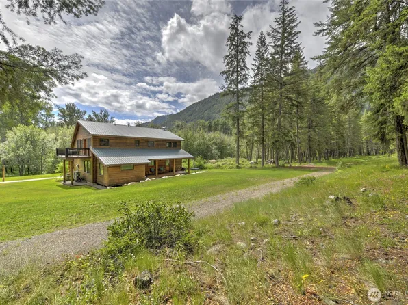 19 A and B Two Rivers Road, Mazama, WA 98833