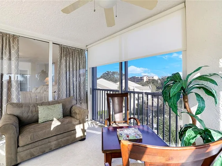 6361 Pelican Bay Blvd #201 — Photo 16