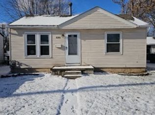 6186 Harold St, Taylor, MI 48180