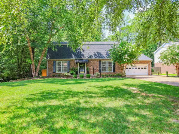 3847 Phillips Ave, Paducah, KY 42001