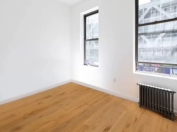 4th image of 323 W 42nd St APT 5W