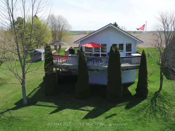 74156 Bluehaven Beach Dr, Bluewater, ON N0M 2T0