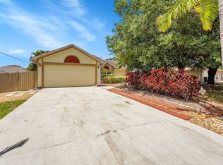 3812 SW Ramspeck St, Port Saint Lucie, FL 34953