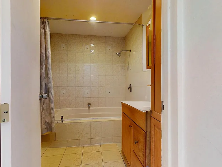373 Park Pl #4 — Photo 5