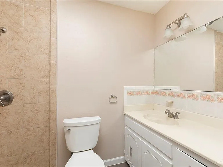 2504 Pecan Ave — Photo 12