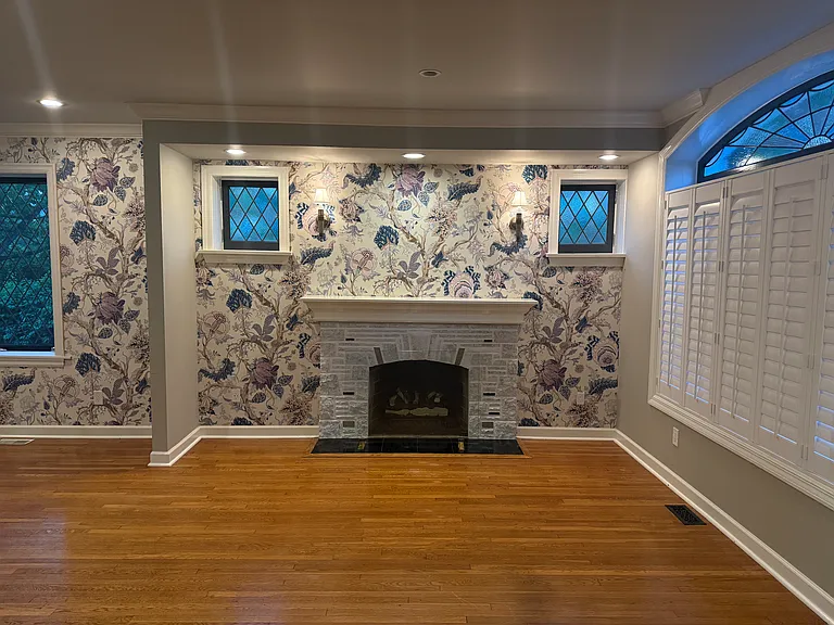 1137 Gilbert Ave — Photo 9