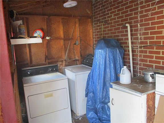 5th image of 508 Corning St