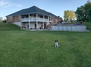 1388 M 61, Sterling, MI 48659