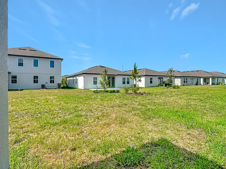 5762 Cattle Ranch Dr — Photo 52