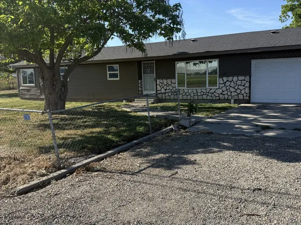 2002 Allen Rd, Sunnyside, WA 98944