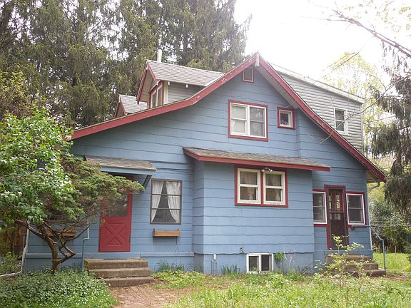2nd image of 433 W Kanawha Ave