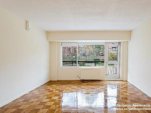 2nd image of 71 Monmouth St #315