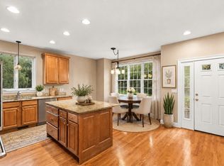 4 Chance Ct UNIT 4, Carver, MA 02330