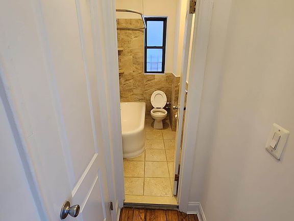 4th image of 45-26 44th St #4A