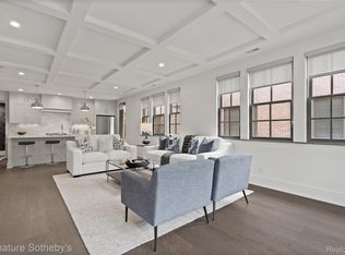 932 W Eleven Mile Rd, Royal Oak, MI 48067