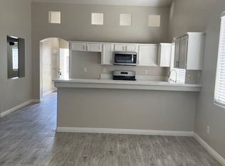 10408 Polo Saddle Dr, Bakersfield, CA 93312