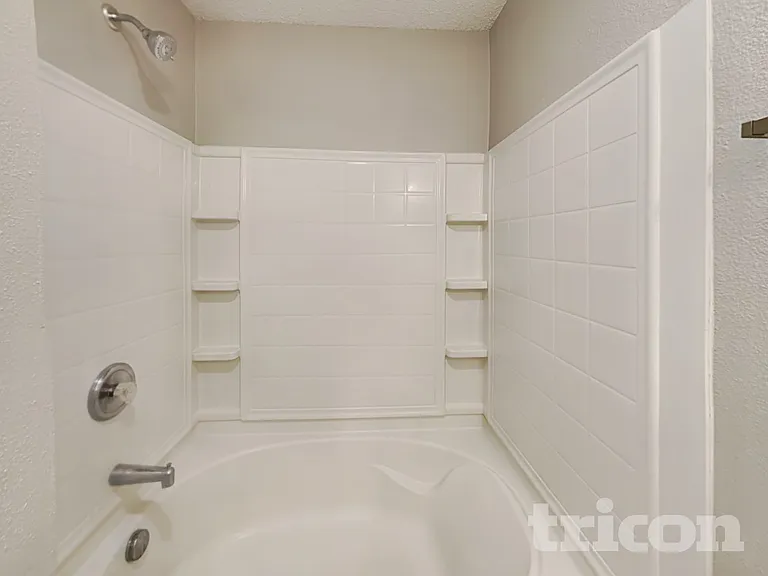 10800 Wymm Ln — Photo 7