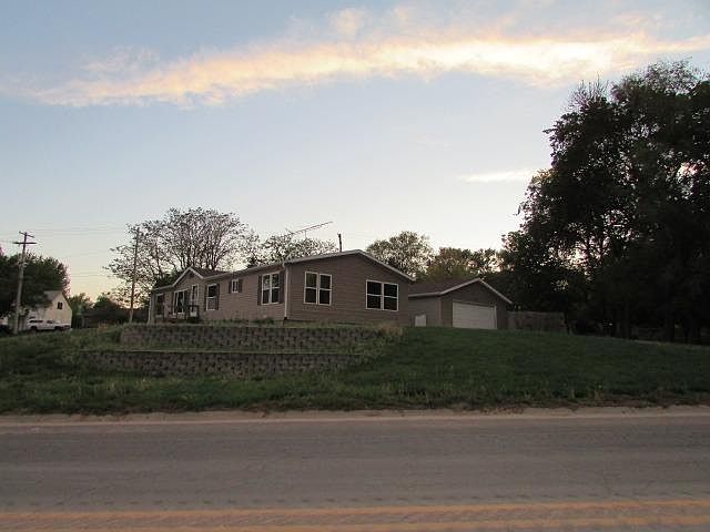515 A St, Palmyra, NE 68418 | Zillow