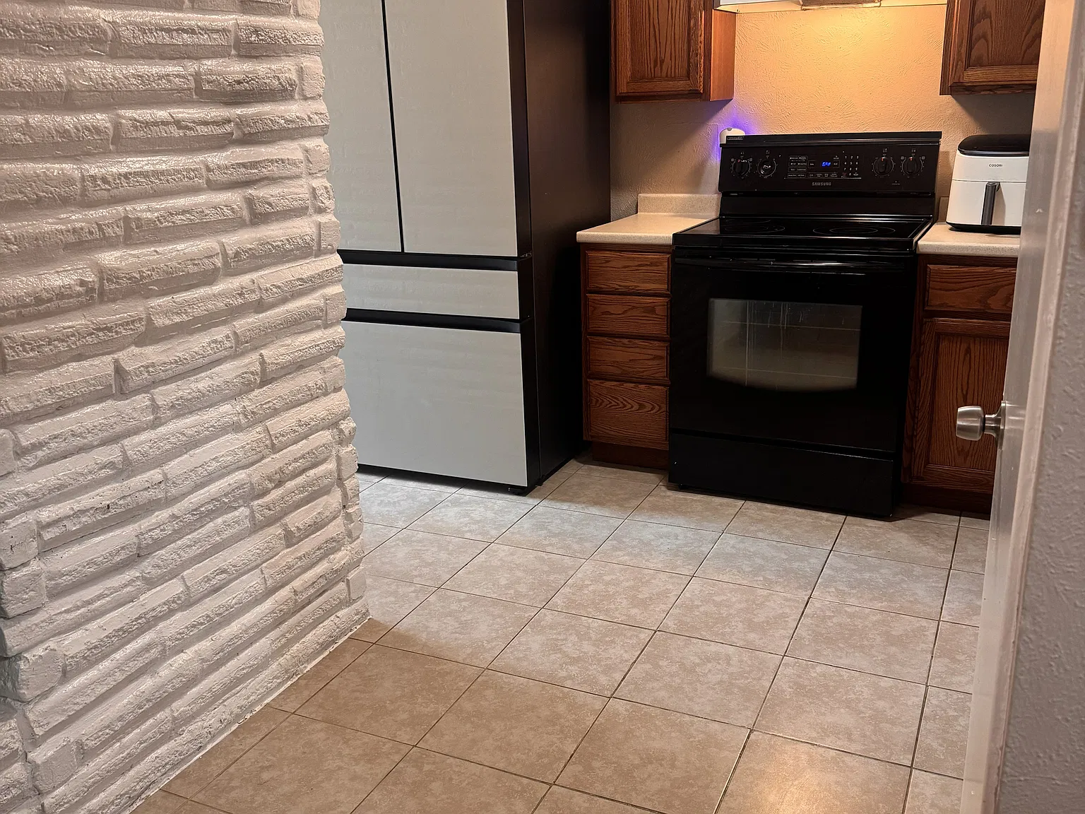 3 bed, 1417 sqft, $2,600 — Photo 4