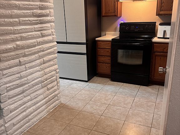4th image of 7348 Walling Ln