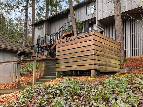 2nd image of 5563 SW Multnomah Blvd