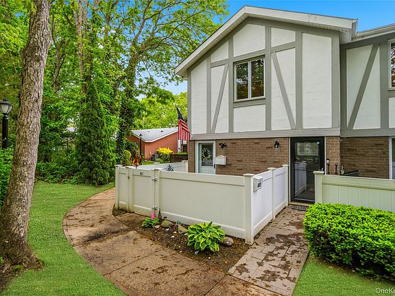 4th image of 831 Blue Ridge Drive