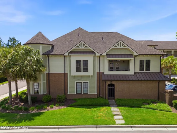 640 Village Park Drive #201, Wilmington, NC 28405