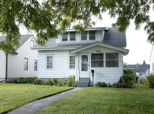 1688 Beech St, Saint Paul, MN 55106