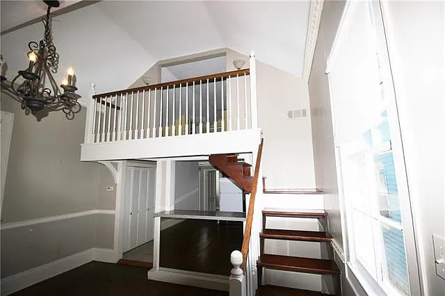 721 Huey P Long Ave — Photo 5