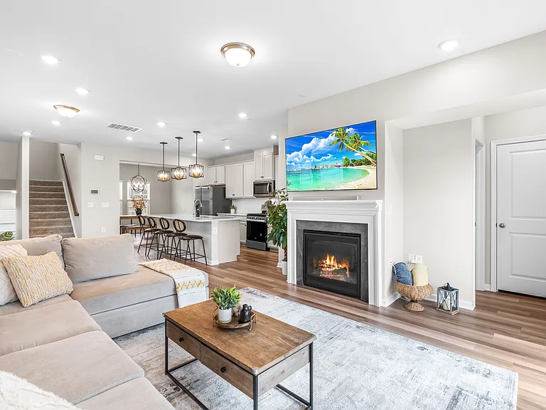 1613 Clayfire Dr — Photo 10