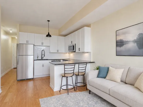 1644 W 21st St, Chicago, IL