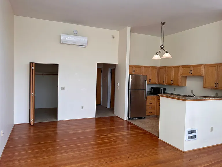 650 W 12th Ave #206 — Photo 9