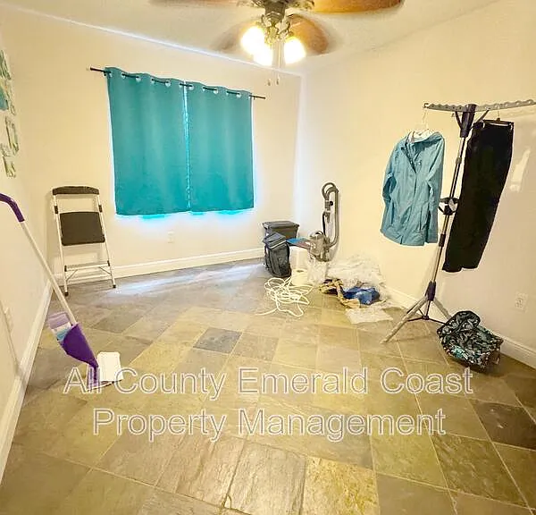 105 Country Club Dr — Photo 12