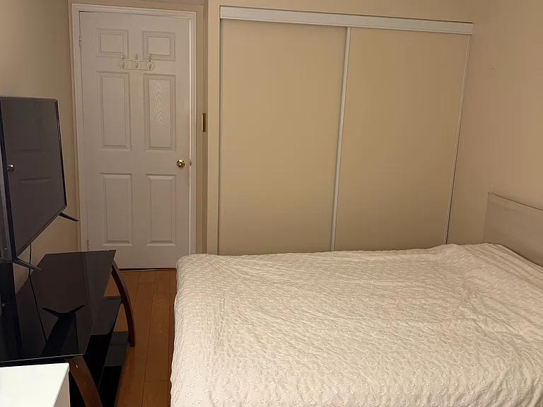 233 Beecroft Rd #621 — Photo 7
