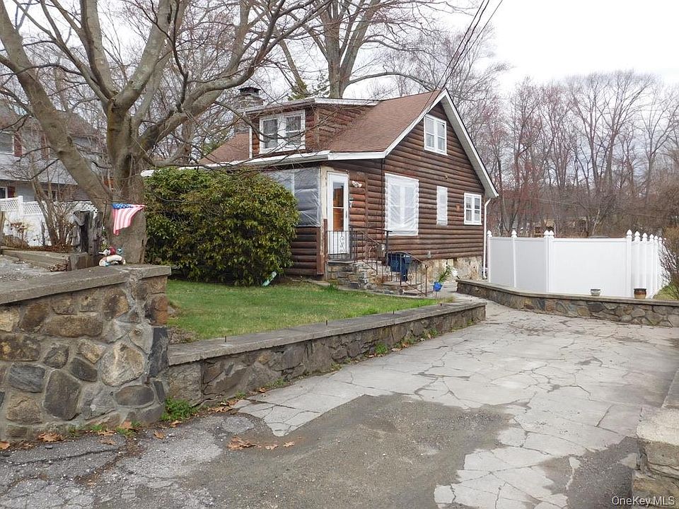 1st image of 219 Willow Drive