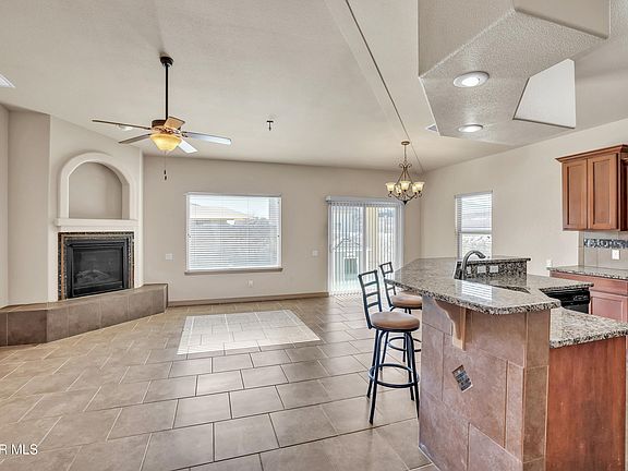 5th image of 11136 Redstone Cove Dr #D