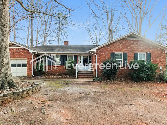 2nd image of 213 Andover Cir