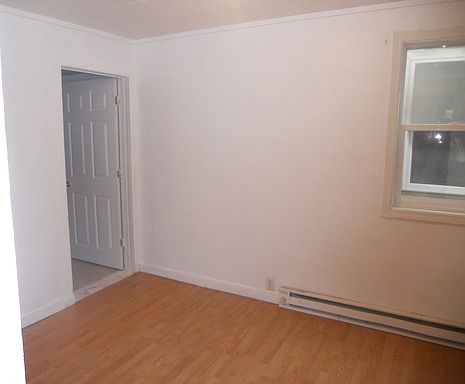 5th image of 118 S Lincoln St