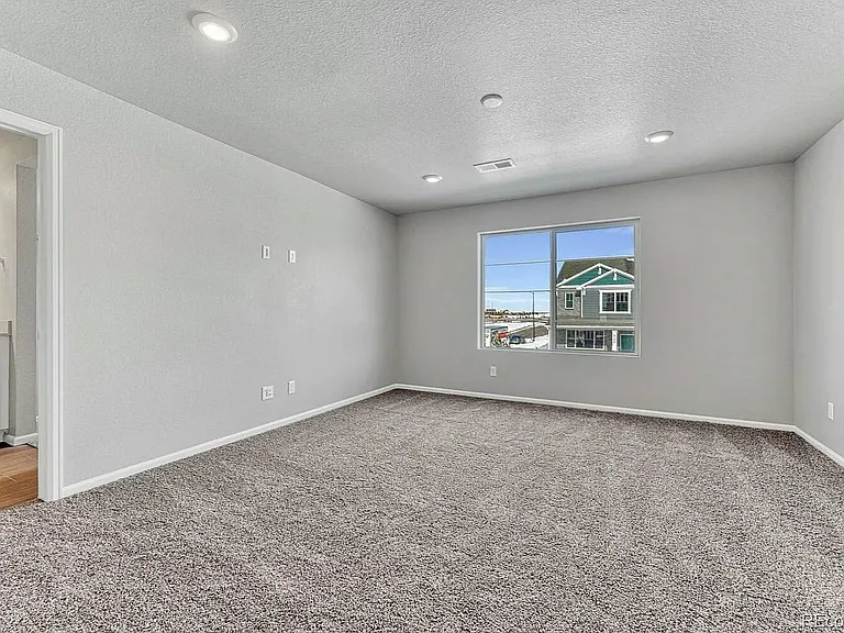 6098 N Lisbon St — Photo 12