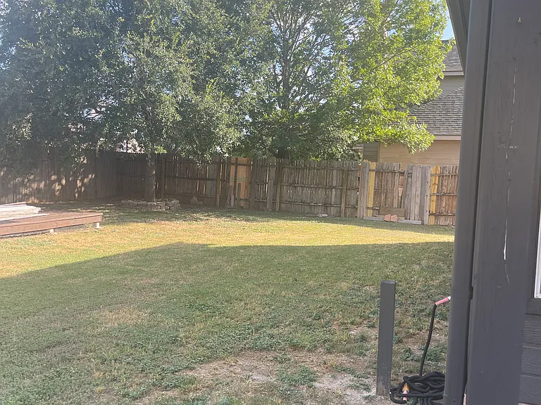 856 Avery Pkwy — Photo 30