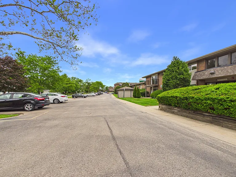 4525 Blackhawk Ln #202 — Photo 54