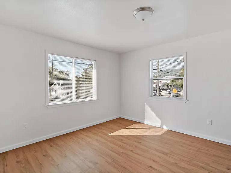 2642 35th Ave #C — Photo 19