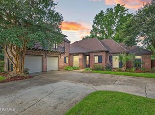 100 Carrollton Cir, Lafayette, LA 70503