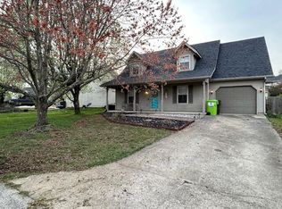 206 Moss Cir, Winchester, KY 40391