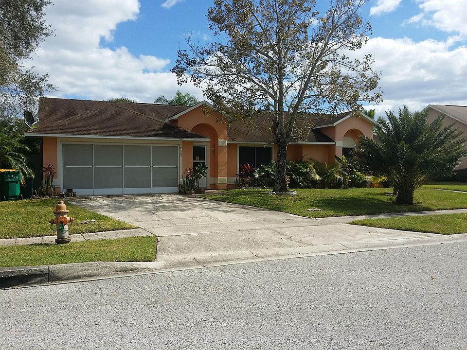 1st image of 2705 Uxbridge Ln