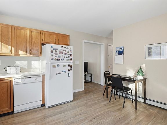 5th image of 56 Wigwam Hill Dr
