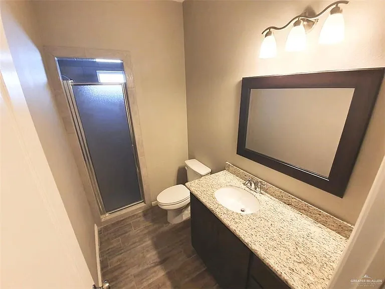 1908 Jackson St #4 — Photo 7