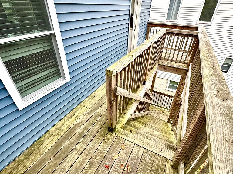 187 Webster Ave #2 — Photo 23